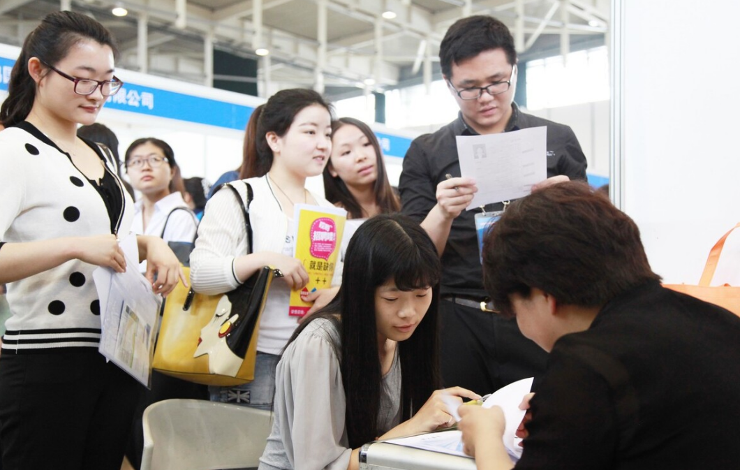 研究生学历不如本科？北大研究生面试被拒，面试官说出原因