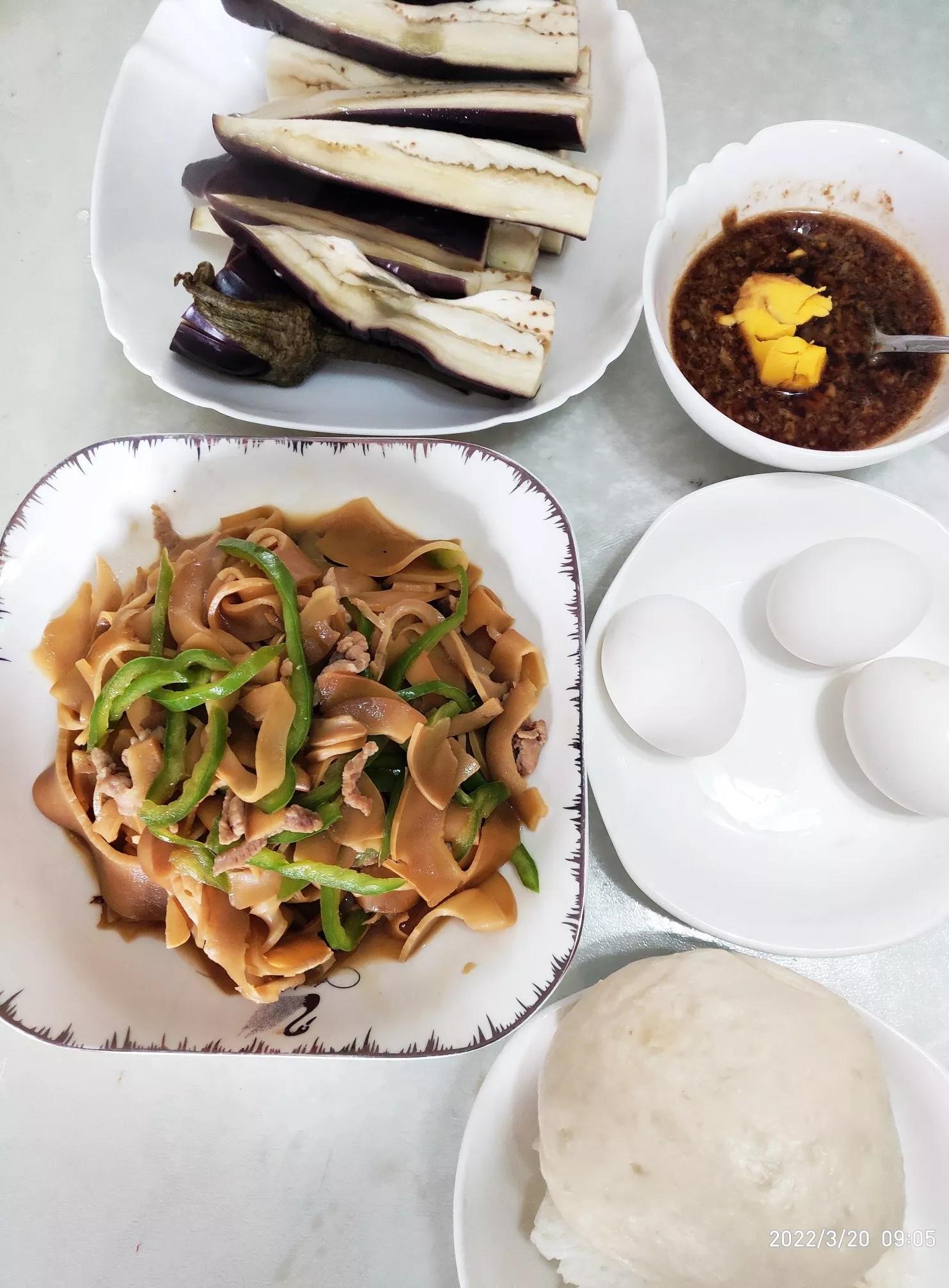 线下线上教学谁好？高三学生居家网课喜欢吃什么菜？（图文 做法）