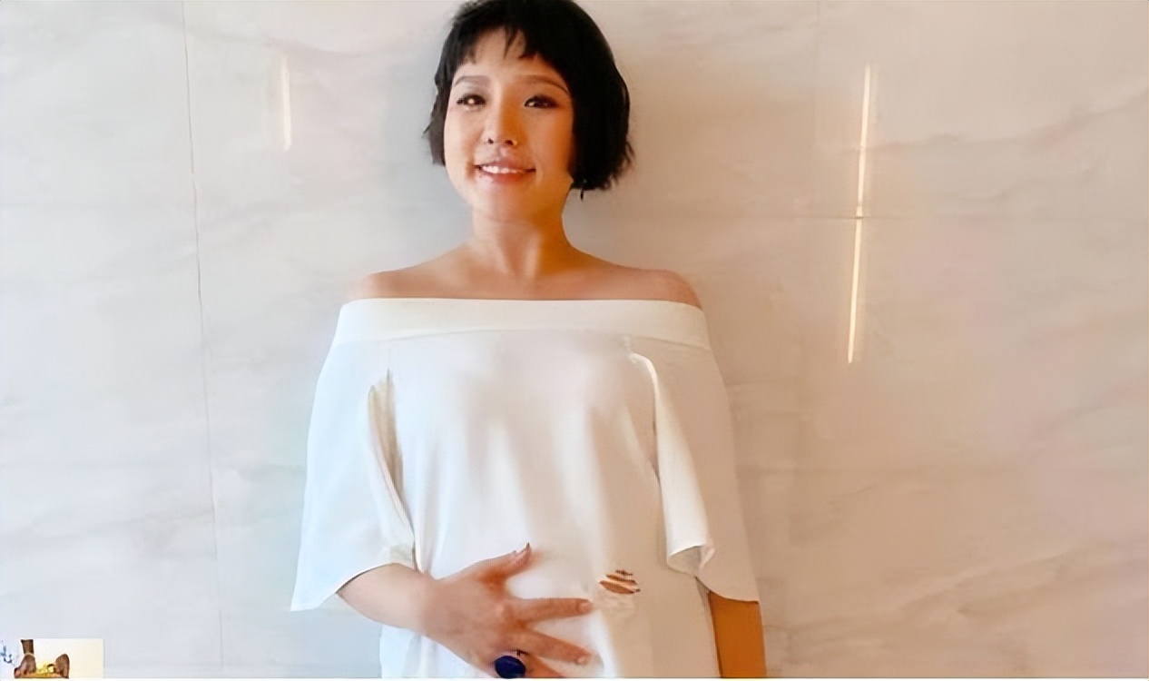 “一笑成名”谢依霖：凭借搞怪火遍两岸三地，一度成为小s接班人