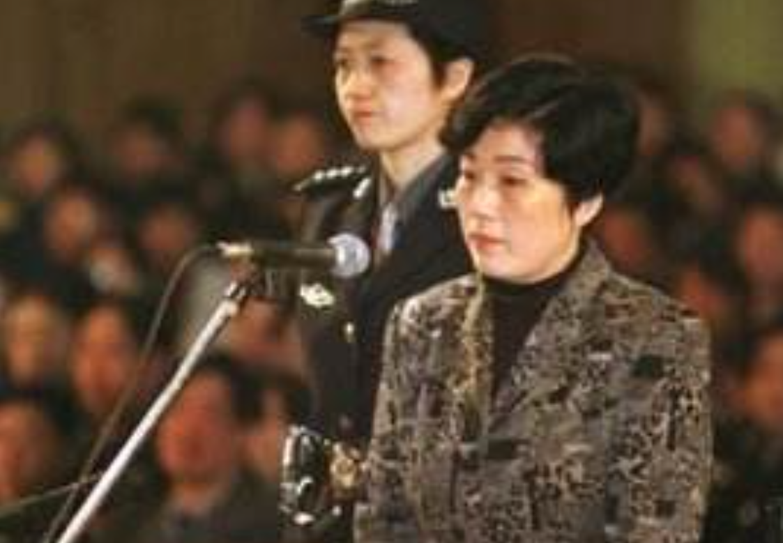 公司女会计喝多了（旧案）