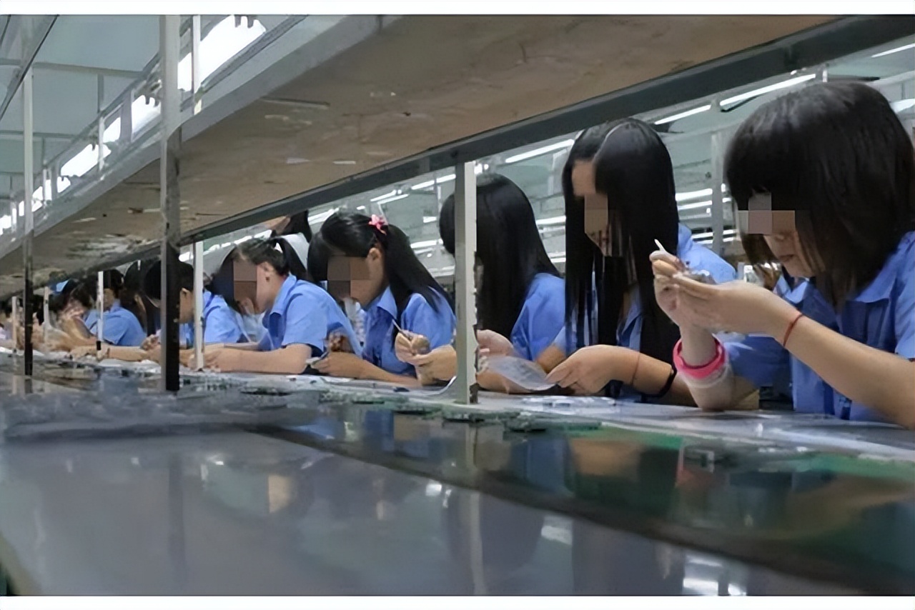 案例：女盗贼偷窃不成，反被威胁失身，心有不甘报警