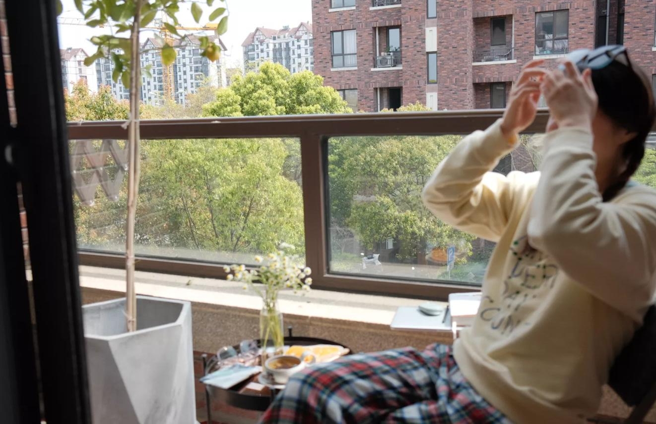 不愧是设计师的家！96㎡，全屋杂而不乱，处处都透着烟火气