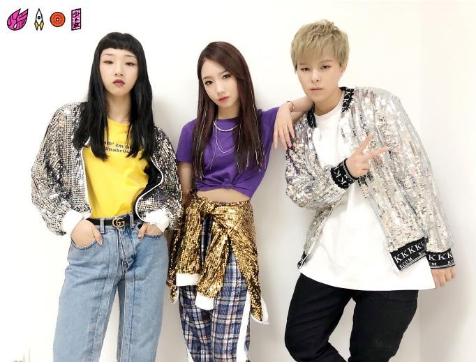 中传毕业科班出身，靠选秀搭档杨超越出道，后转行演戏屡遭吐槽