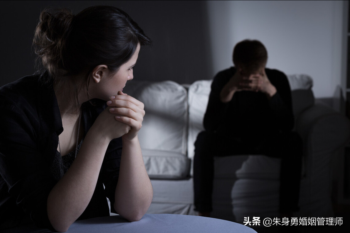 男人为什么会提离婚？掌握老公的心理，让你占据婚姻的主动权