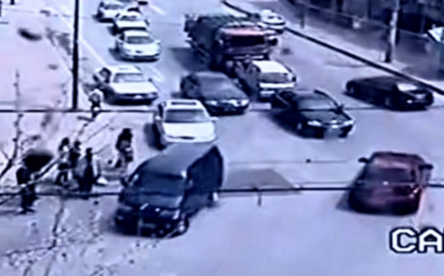 “我爸是大官”韩方奕：当街打死警察，被判死缓不到7年成功减刑