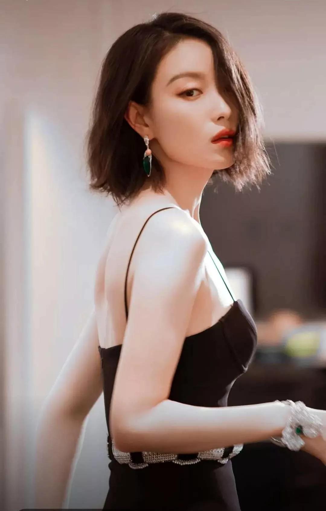 手机大片，女星阚清子、赵丽颖、倪妮和周雨彤