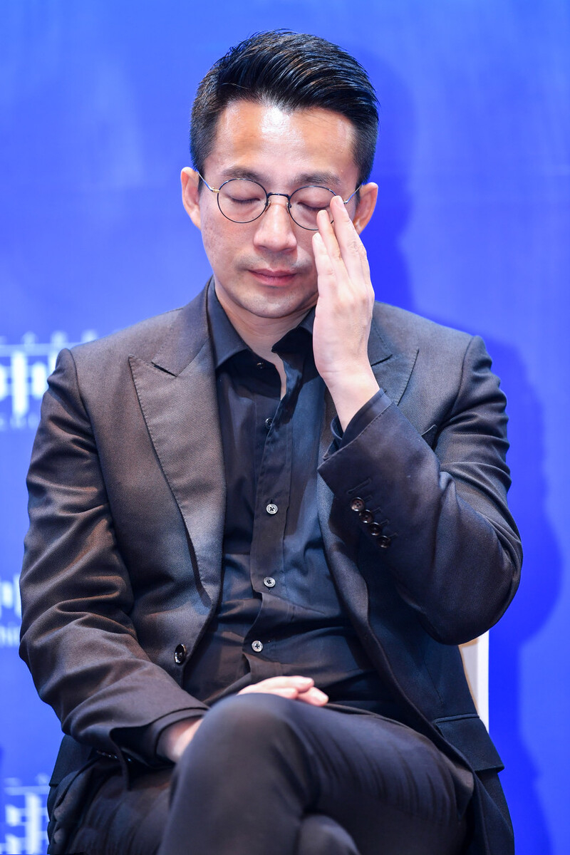 4月刚过4天，就有15个瓜，偷税漏税，被打掉牙齿，个个都是大瓜