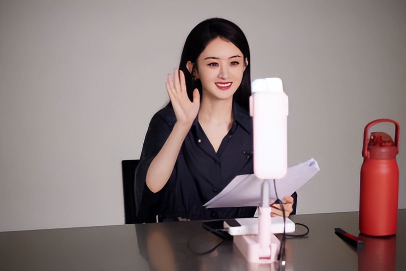 赵丽颖最美黑白花絮照