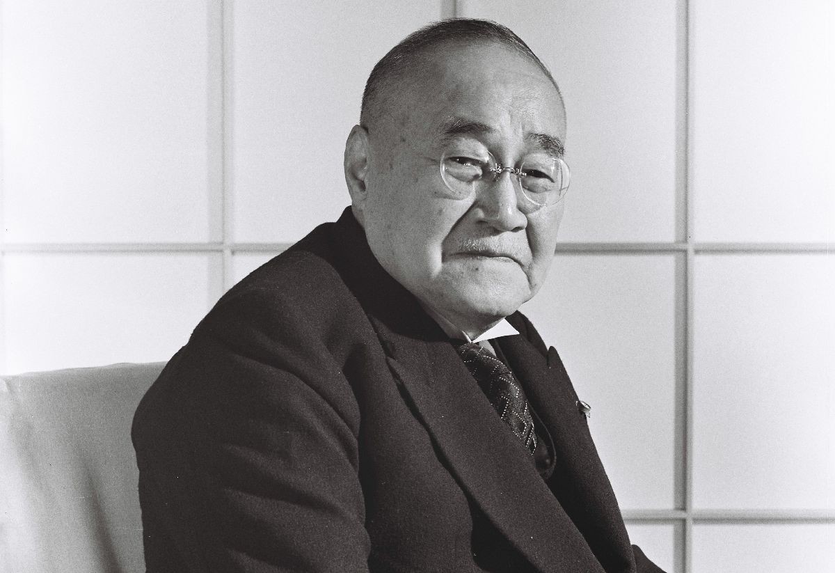 日本没有为安倍举行国葬，那谁配享受国葬待遇呢？