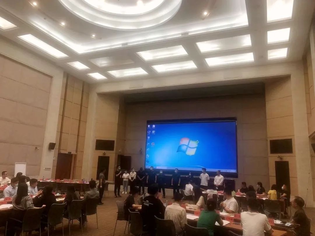 在青春赛道上把牢理想信念总开关！湖北举办年轻公务员党史党性教育培训班