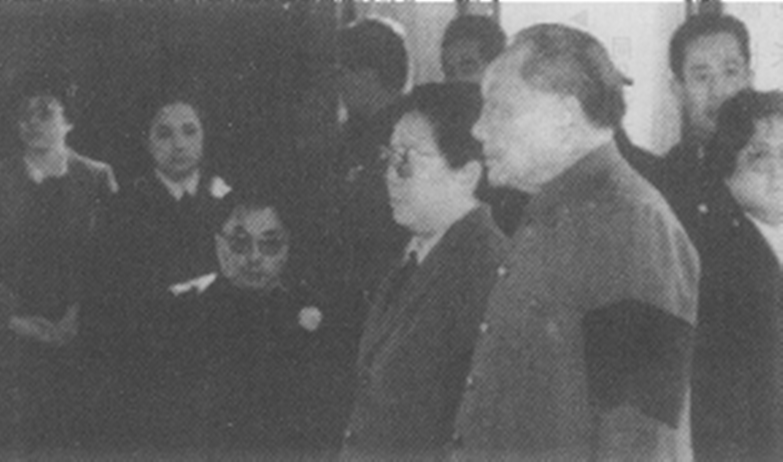 十月二十七(刘邓亲密共事13年，1986年刘伯承病逝后，邓小平亲自主持追悼会)
