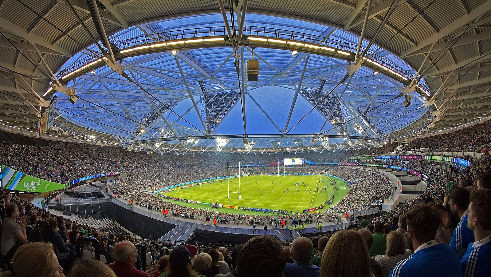 为什么英超的球场看起来很小(英超联赛20座球场巡礼)