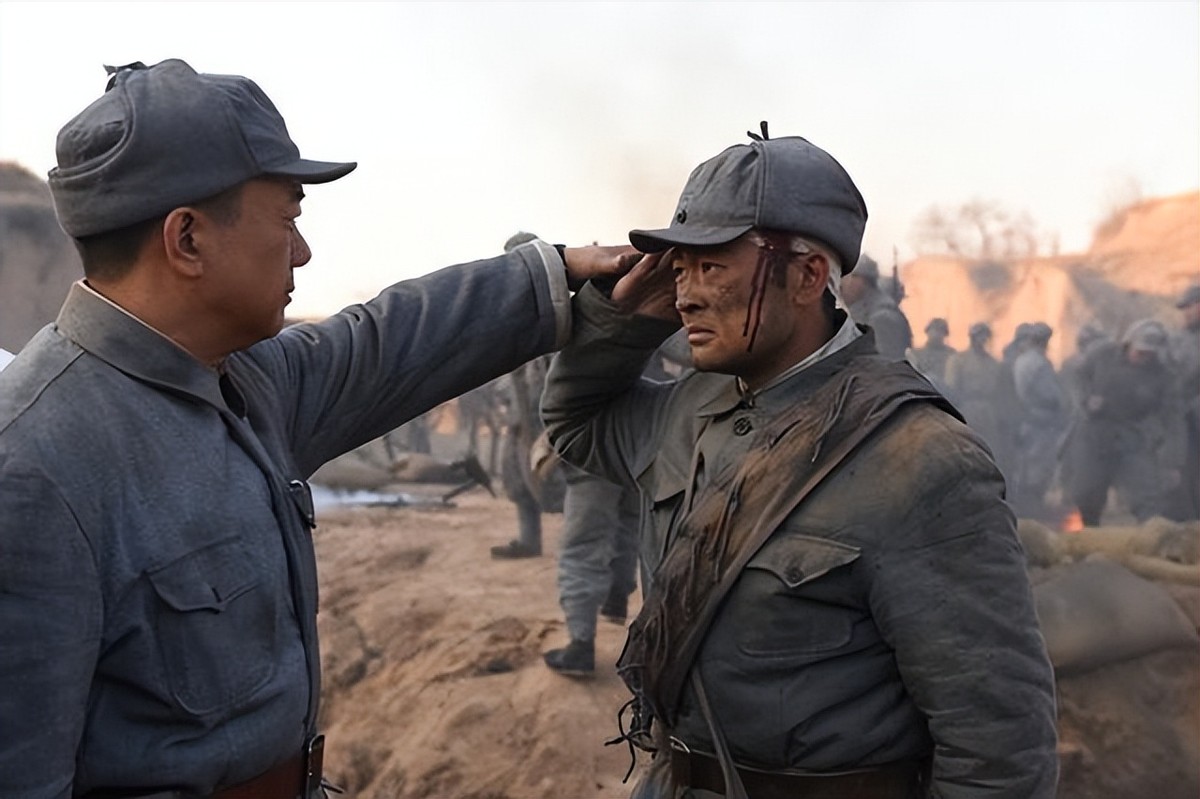 同样是演彭德怀，把董勇、宗利群、丁笑宜放在一起，差别就出来了