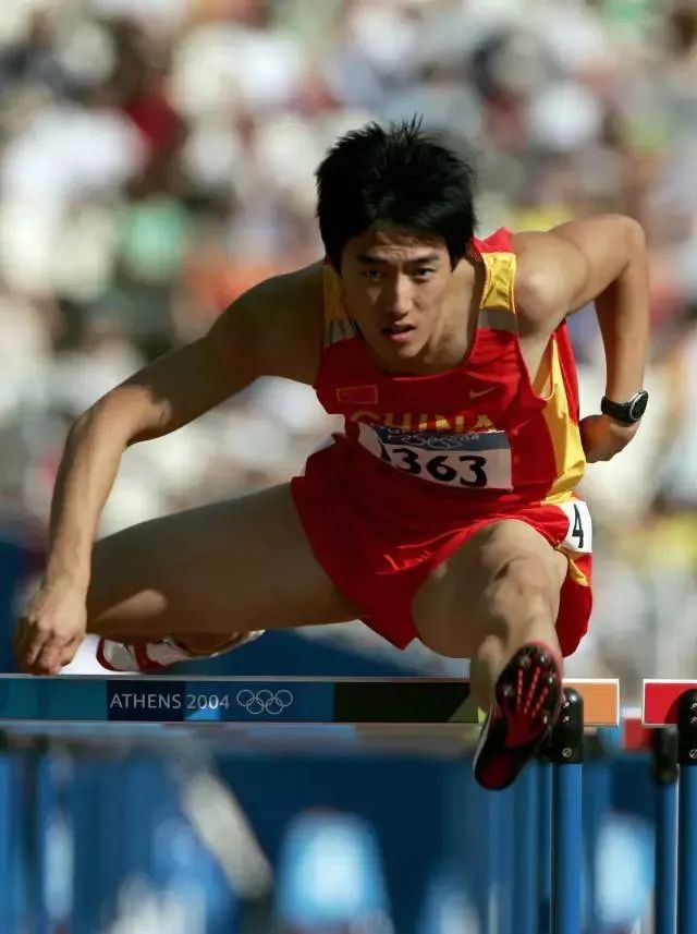 2012奥运会100米决赛(“Olympics”最早的中文译名居然叫“我能比呀”)