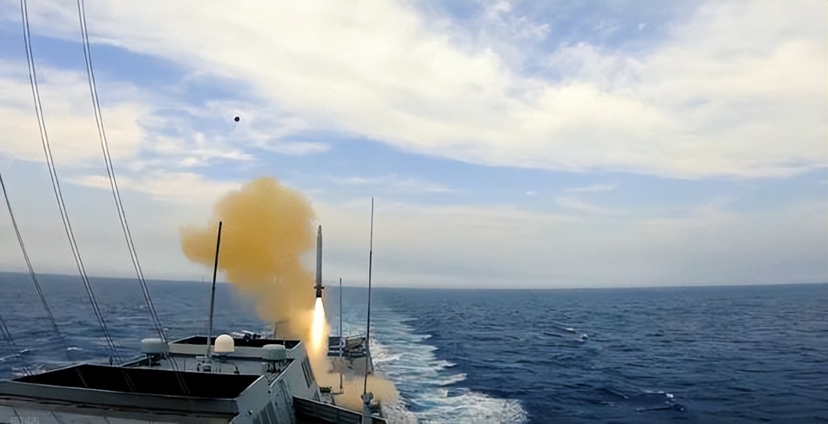 �й���������ͻ���ͽ����վ������⹥�����󣬺������پ�������ĸ