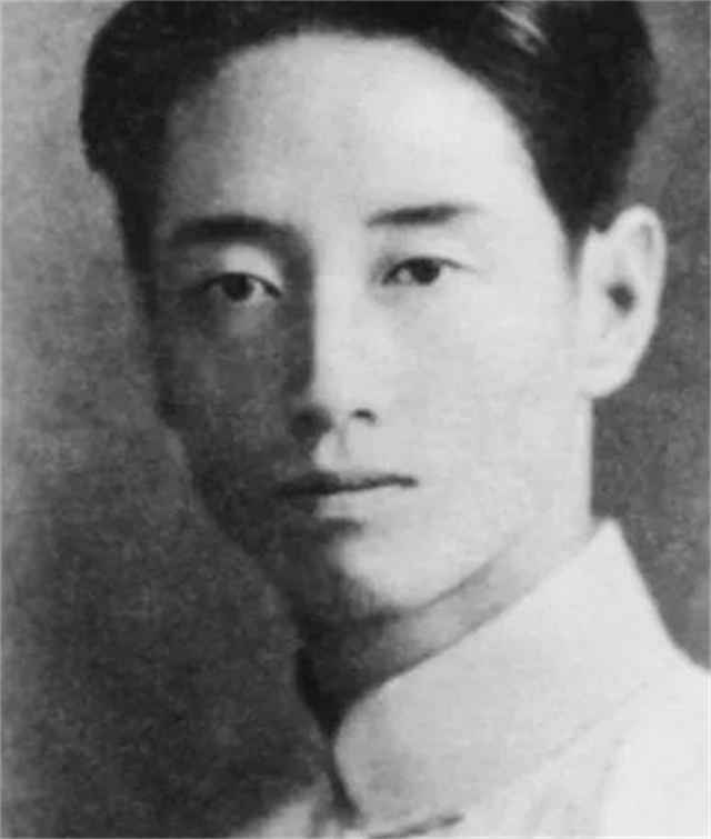 高考数学交白卷，作文只写28字，大学校长看到试卷后：你被录取了