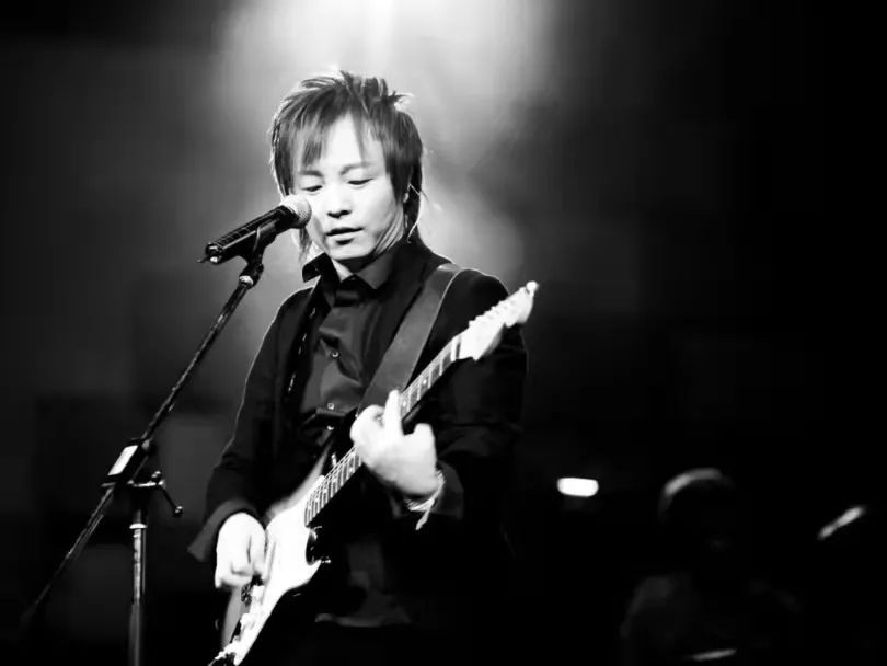 “辞职会长”许巍：曾患抑郁症数次自杀，却治愈无数抑郁症患者