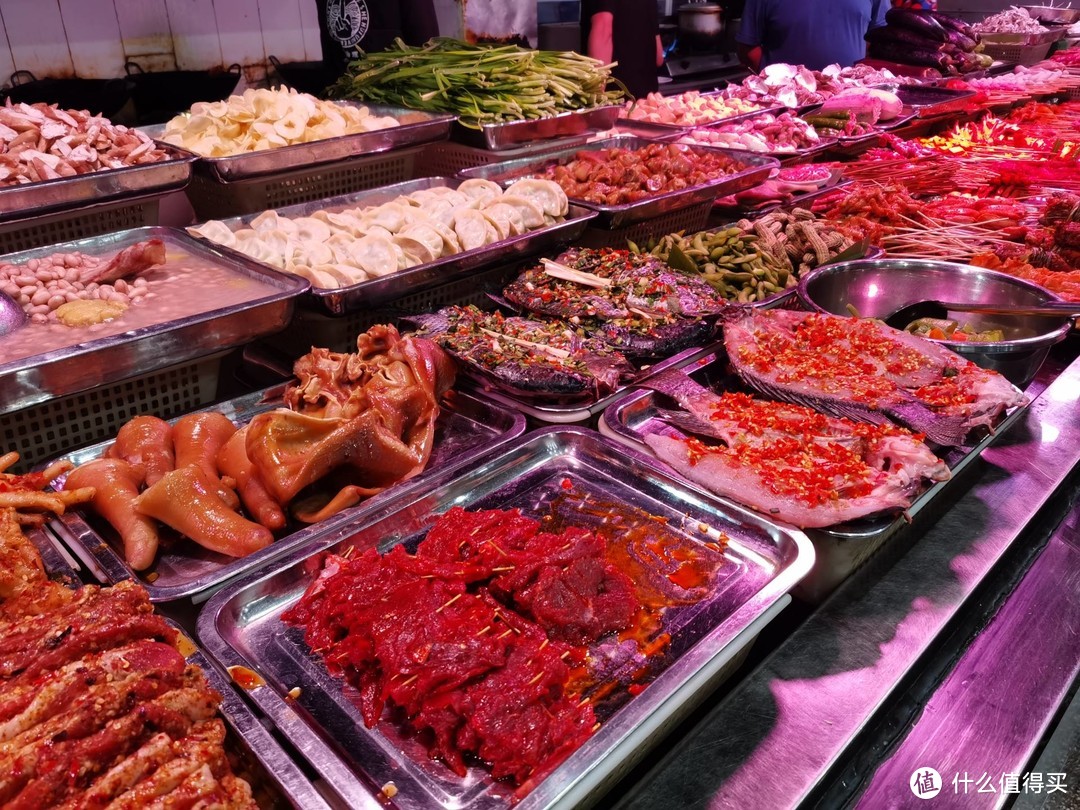 旅行就要边走边吃：舌尖上的昆明，盘点我在昆明吃到的各种美食