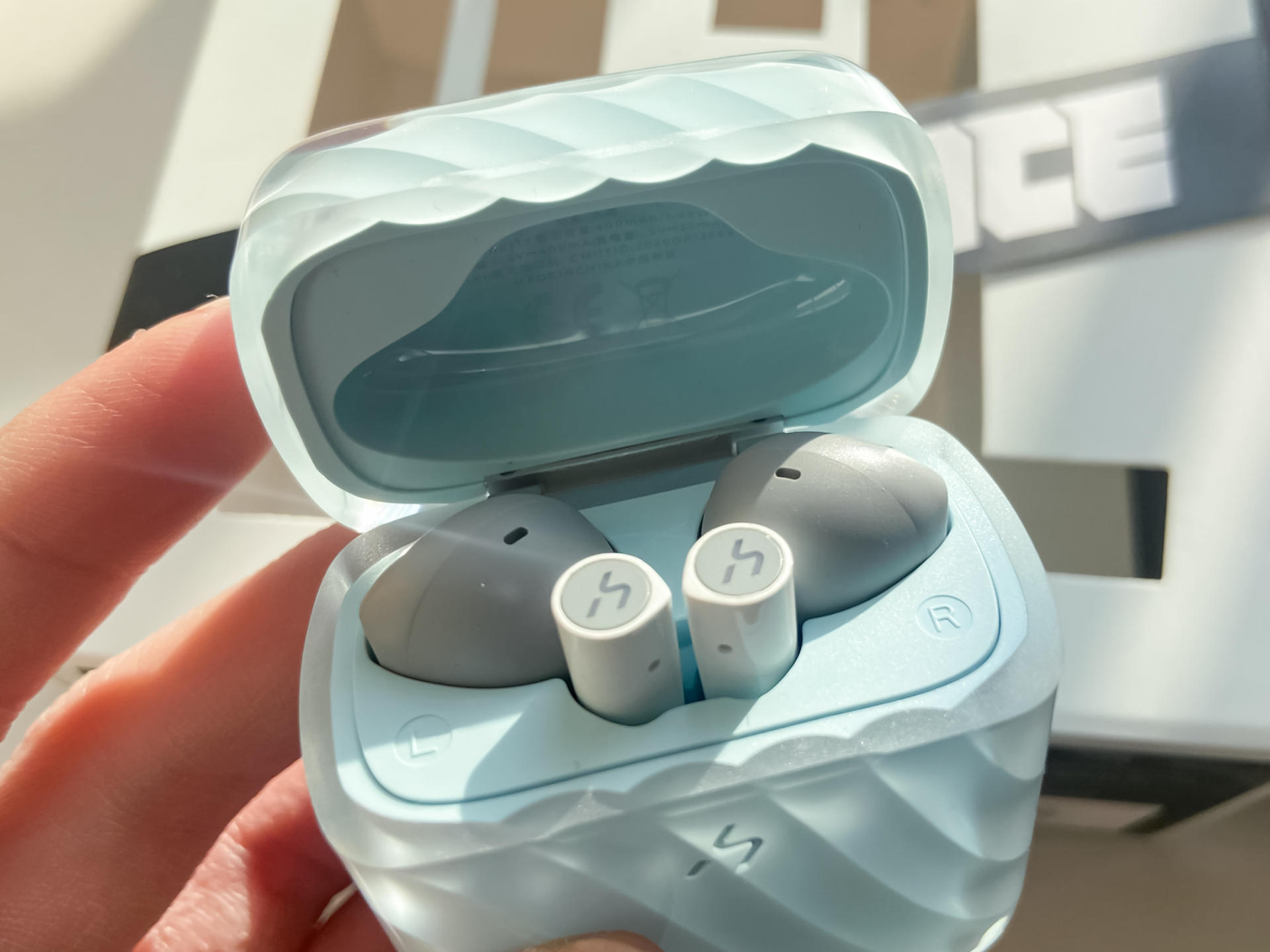 HAKII ICE哈氪零度真无线蓝牙耳机 冰心点燃的新温度