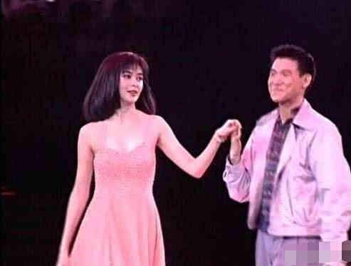 19位惊艳了时光的“80年代港风美女”，个个美到窒息，一见误终身