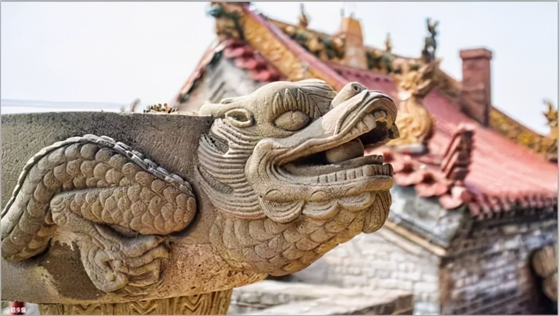 村民坐直升机去医院，全县免费医疗，中国这个小县太牛了