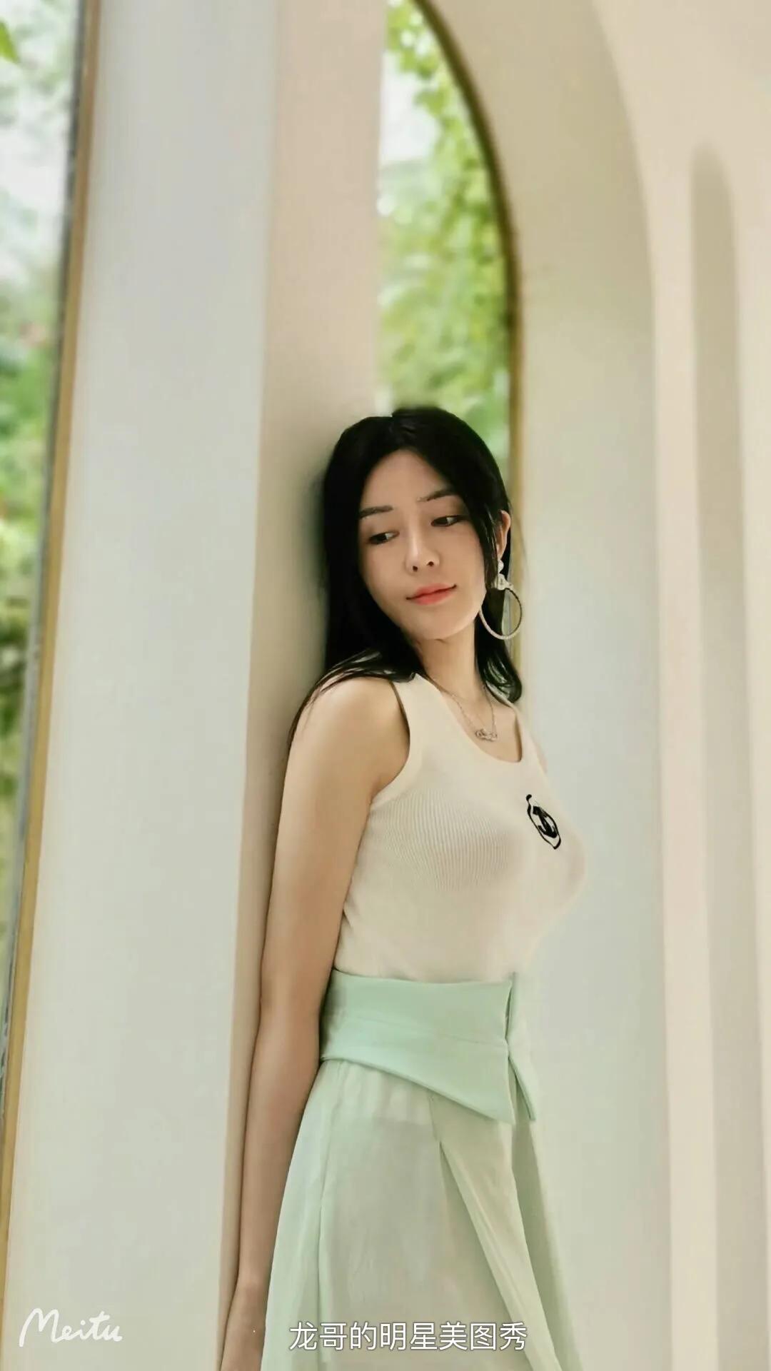 明星美图秀：汤晶媚