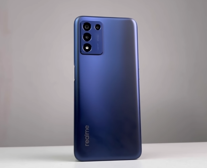 都搭载骁龙778G，看完realmeQ3s和荣耀70的价格，我陷入了沉默