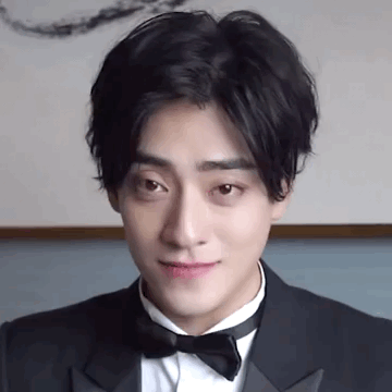 拥有“铜铃大眼”的10位男星，个个都是金刚眼，像开了大眼特效