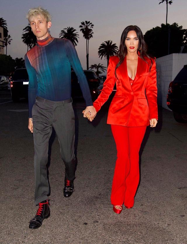 2021明星劲爆恋情！名媛老公藏私生子，日韩女神全结婚？