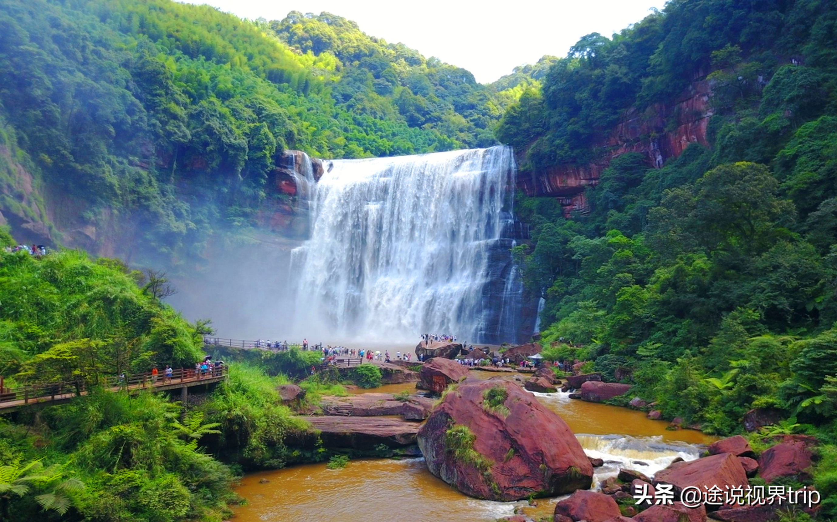 中国十大最美的瀑布，黄果树瀑布排名第二，看看有没有你家乡的？
