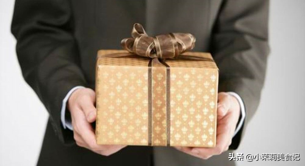 春节送礼，有5个“忌讳”要牢记，老传统不能忘，免得好心办错事
