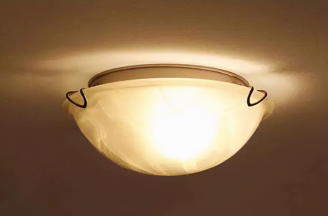 十年前的客厅VS今天的客厅，你家的客厅过时了吗？