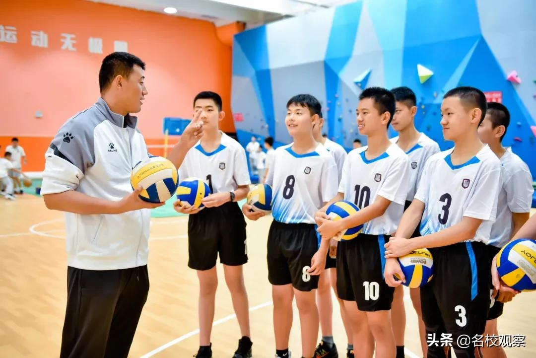 2022年春季优秀教师招聘公告，金苹果锦城一中等你来