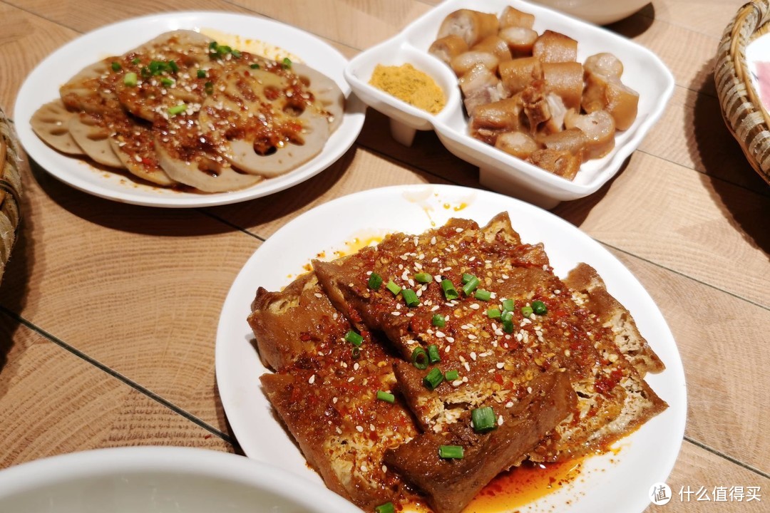 旅行就要边走边吃：舌尖上的昆明，盘点我在昆明吃到的各种美食