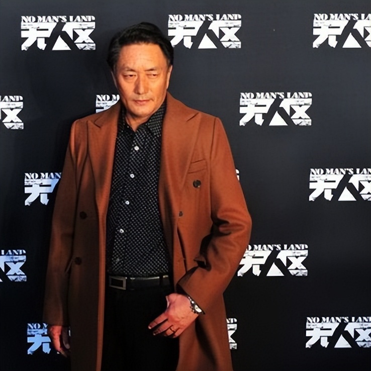 藏族演员多布杰：出道34年不开豪车不用助理，老戏骨的坚守和幸福