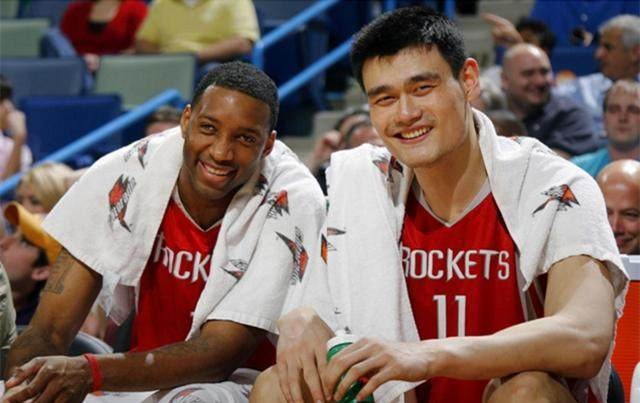 NBA历史连胜纪录(太阳豪取本赛季最长16连胜，但在这些纪录前不算啥！最长连胜33场)