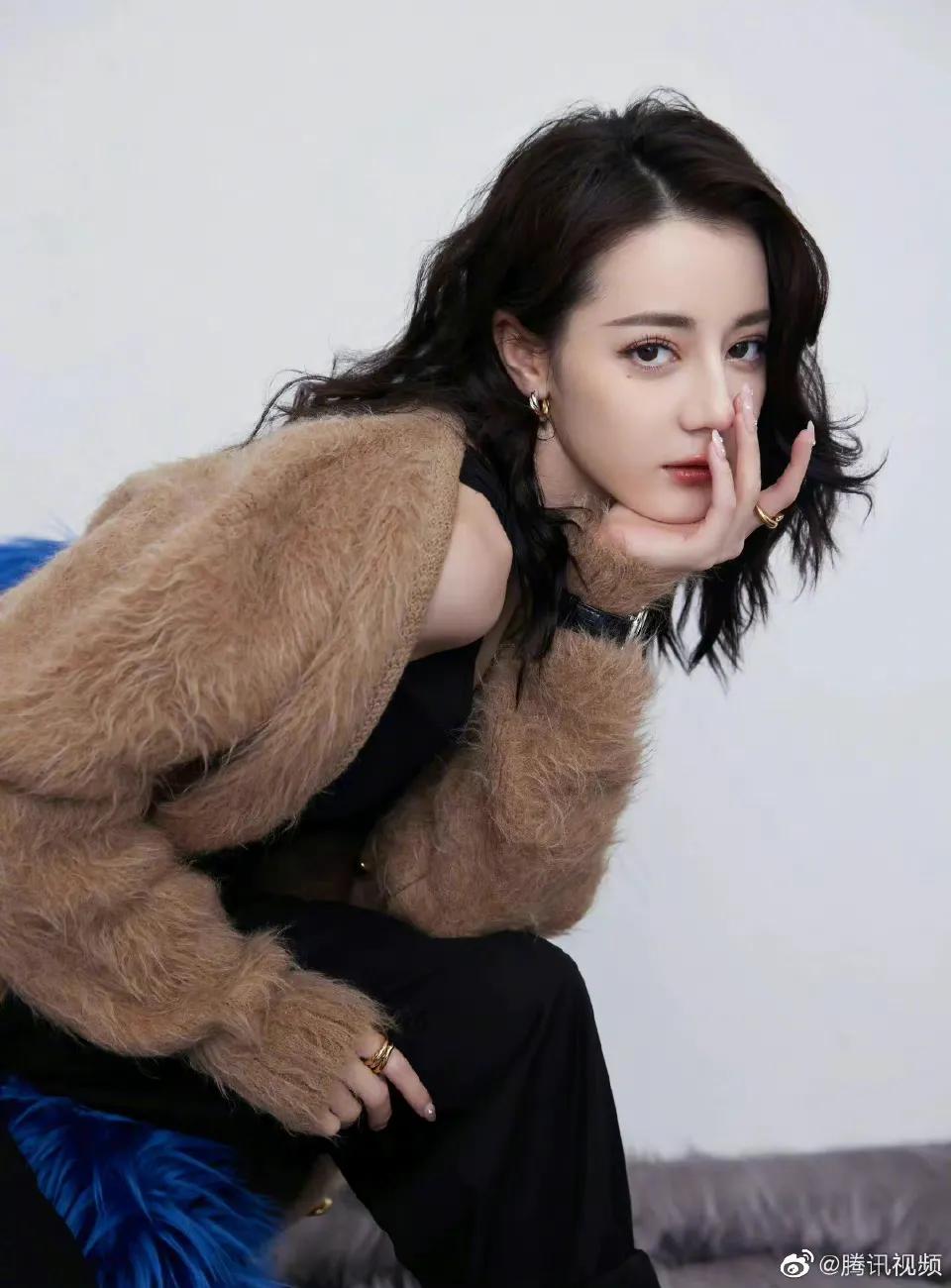 6.7图:刘亦菲 杨幂 周也 任敏 迪丽热巴 陈飞宇 韩庚 杨蓉 檀健次
任嘉伦