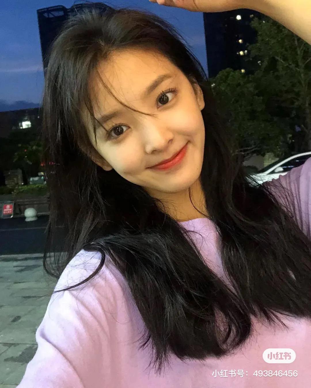 如夏日初恋般感觉的章若楠