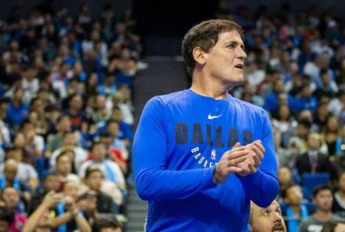 nba豪门大师有哪些(21世纪至今，投资NBA球队最成功的10位老板，勇士市值增幅达56亿)