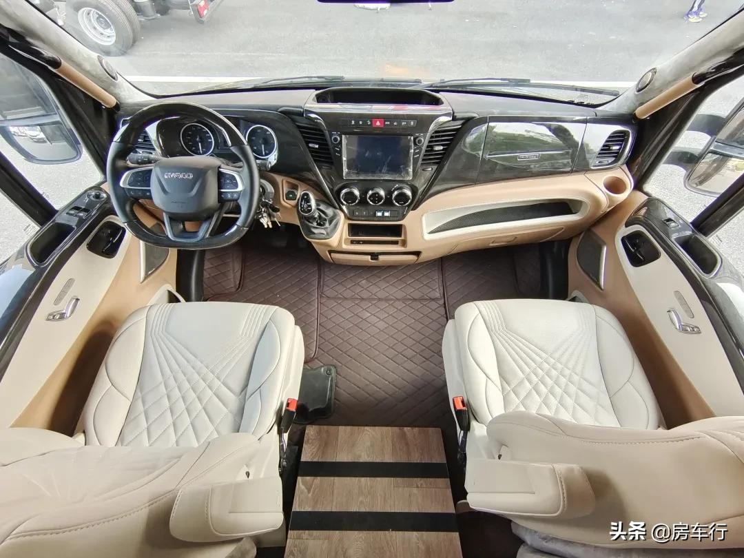 高端代名詞?這十三款進口依維柯房車各有千秋,你更喜歡哪一款呢