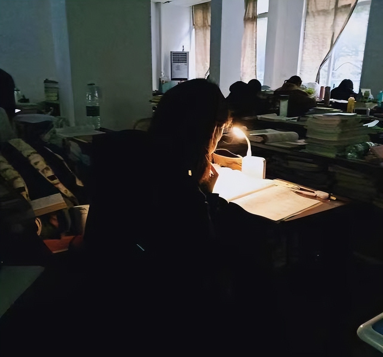 模拟成绩与高考成绩，彼此间究竟有多大差距？看班主任怎么说