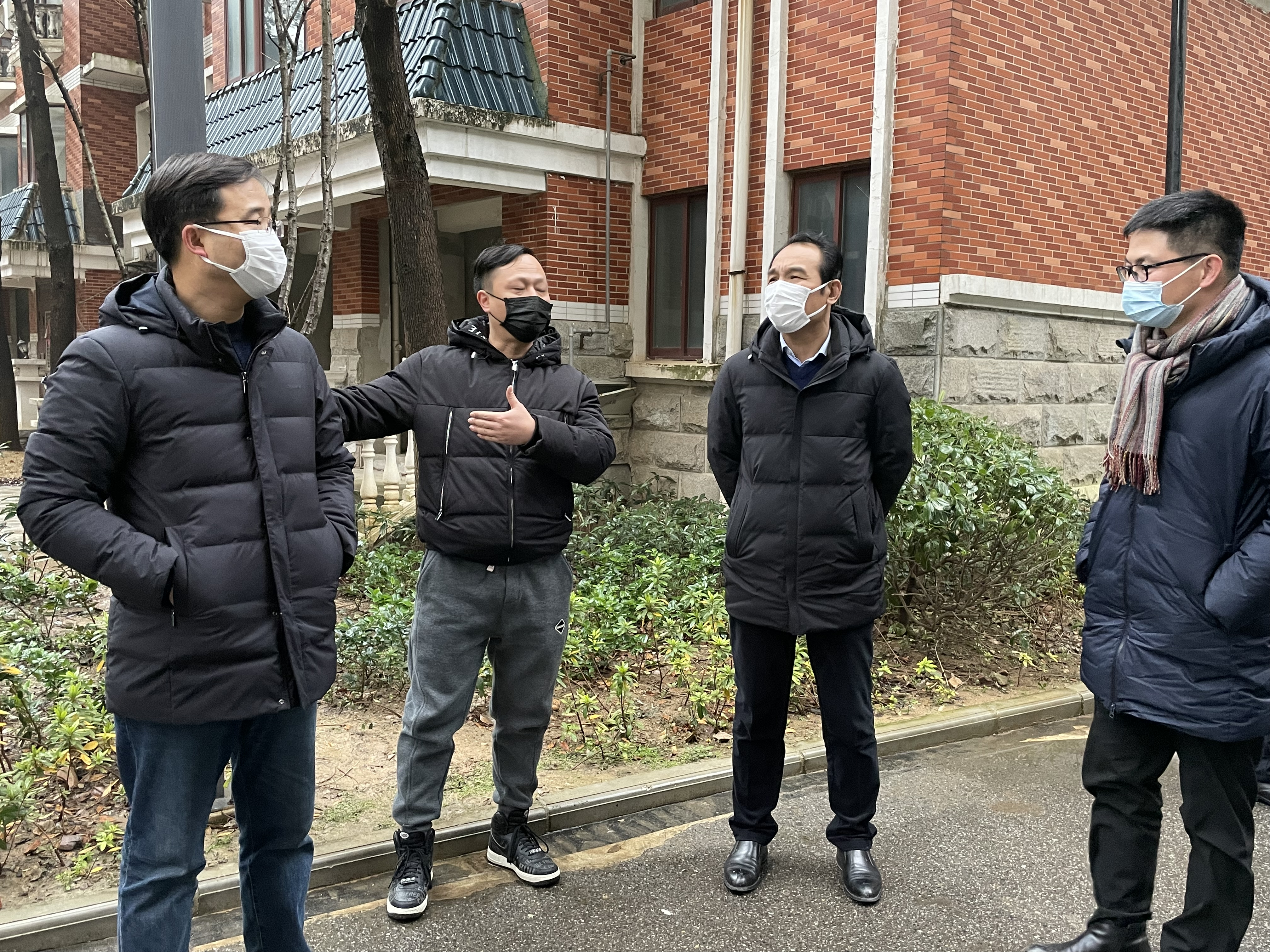 不惧风雪和严寒 武汉临空港服投集团全方位做好安全防范工作