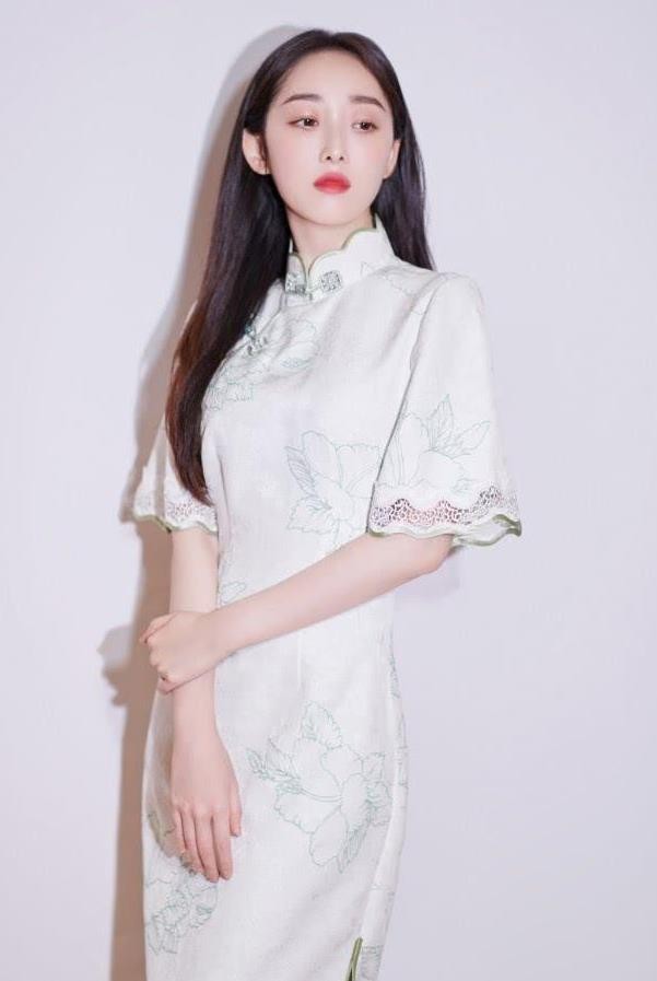 “高开低走”蒋梦婕：从出演林黛玉到小糊咖，综艺除名镜头一剪没