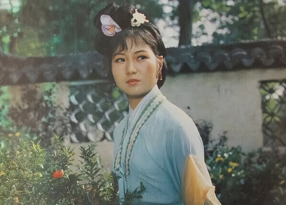 33位老牌簪花美人！林妹妹第一，林芳兵艳绝，你最偏爱谁呢？