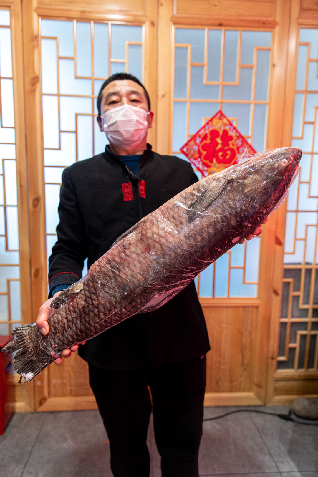忒色滴很！西安这家神级铁锅炖，除了远点没毛病…