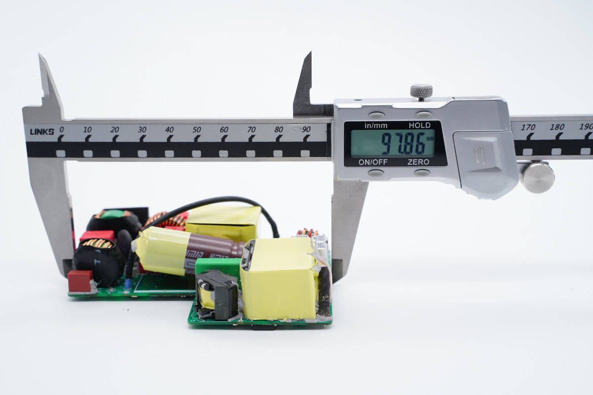 美浦森推出230W碳化硅+氮化镓LLC电源方案