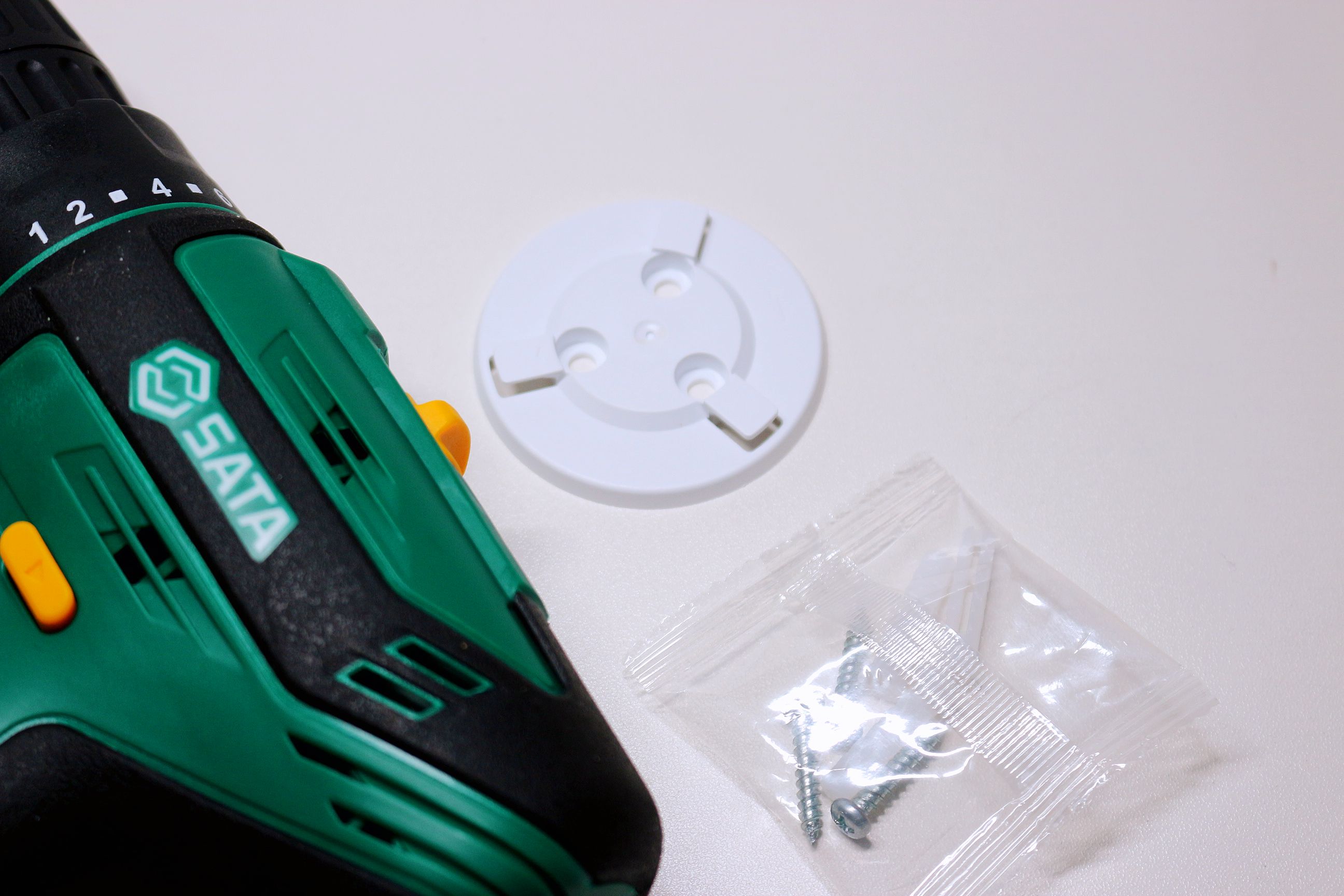 不是手工男家里是否需要备一把电钻？世达SATA 电钻05806 使用有感