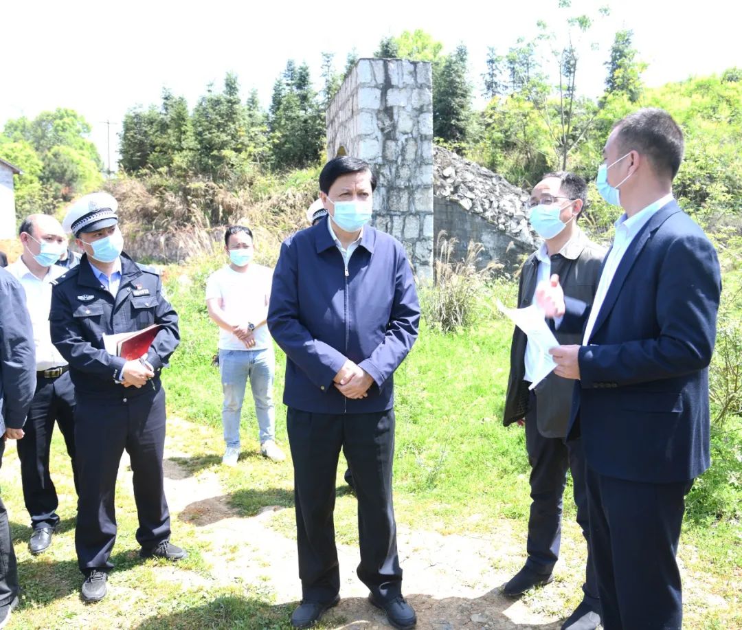 李万千在辰溪督导安全生产、备汛、疫情防控工作时指出 坚持底线思维落实主体责任 确保人民群众生命财产安全