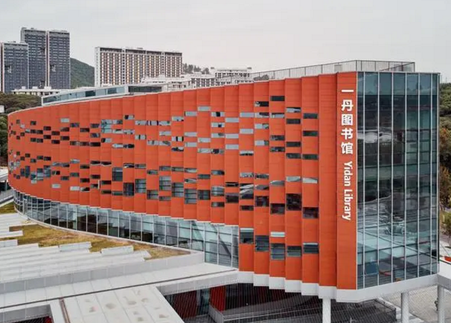 2022世界大学排名出炉，清北成功挤进世界前20，中科大顺利进入