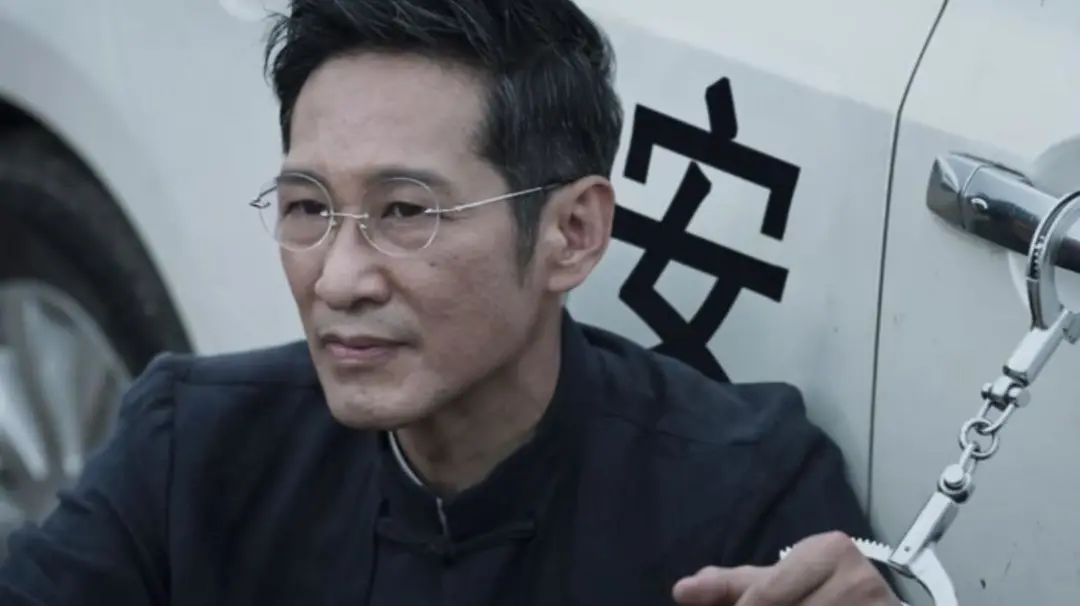 可以写进教科书的“八大反派”角色，丁勇岱、王志飞，皆在列